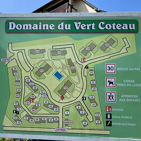 Domaine Du Vert Coteau, Limite Trouville, Beau 3 Pieces Avec Parking Et Balcon Vue Mer Touques Exterior photo