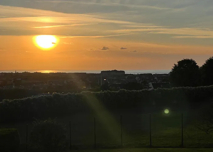 Domaine Du Vert Coteau, Limite Trouville, Beau 3 Pieces Avec Parking Et Balcon Vue Mer