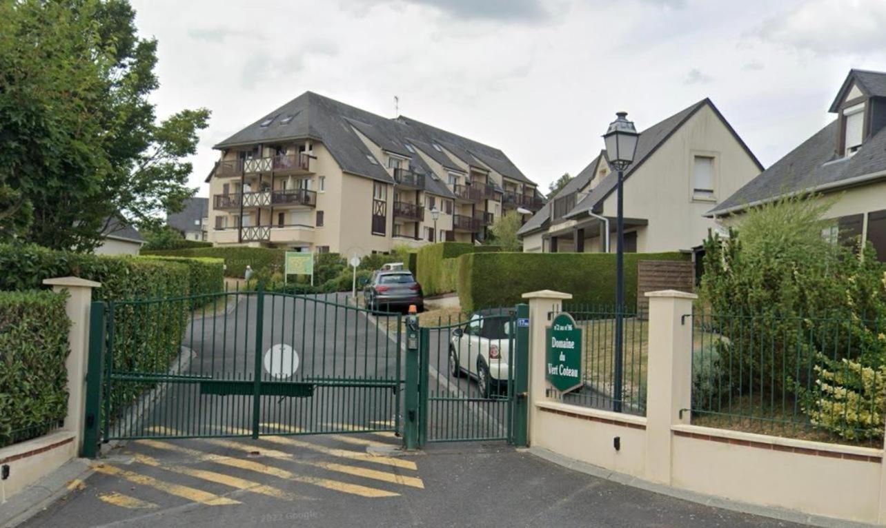 Domaine Du Coteau, Limite Trouville, Beau 3 Pieces Avec Parking Et Balcon Vue * Touques
